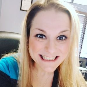 Meet your Posher, Robyn